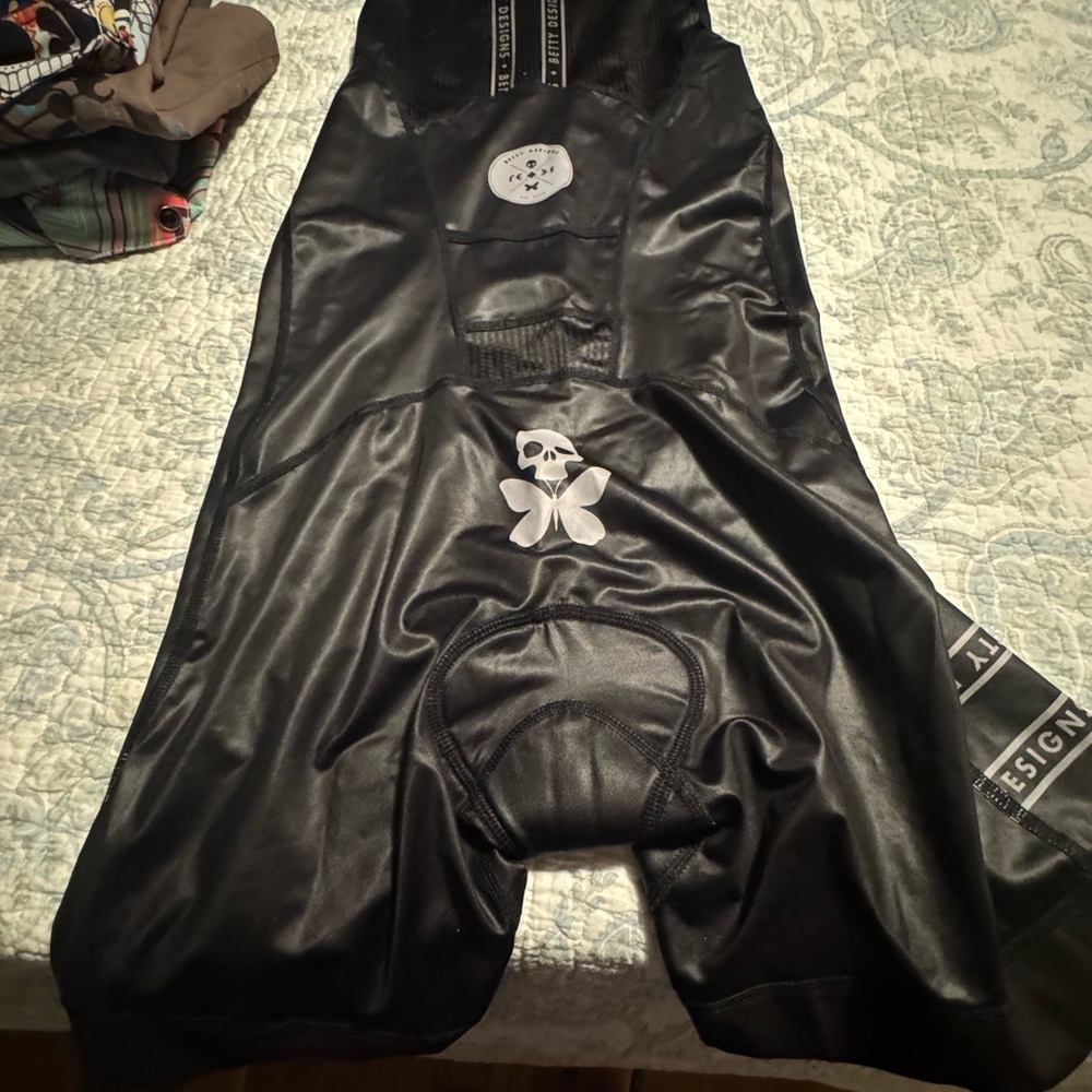 Betty Black Black Cycling/triathlon Bib Shorts with Skull Design